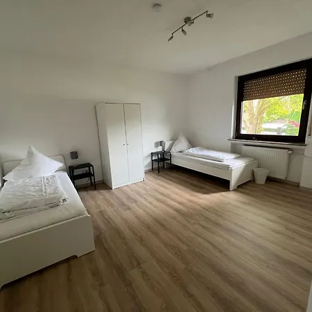 Owl Comfort Homes - Doppelhaus Loehne-gofehld لونه