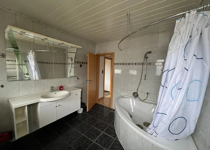 Owl Comfort Homes - Doppelhaus Loehne-gofehld *